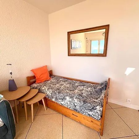 Apartment En Bord De Avec Terrasse Et Parking
